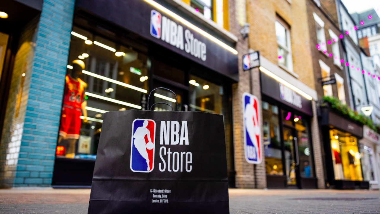 NBA Stores $50 Gift Card US 53.8 $