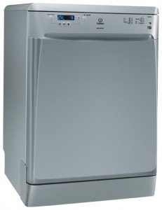 写真 食器洗い機 Indesit DFP 5841 NX