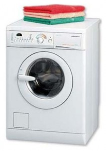 Photo ﻿Washing Machine Electrolux EW 1077