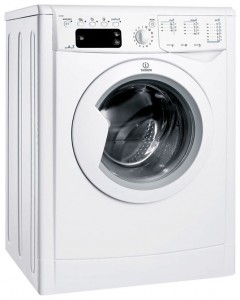 fotoğraf çamaşır makinesi Indesit IWE 7105 B
